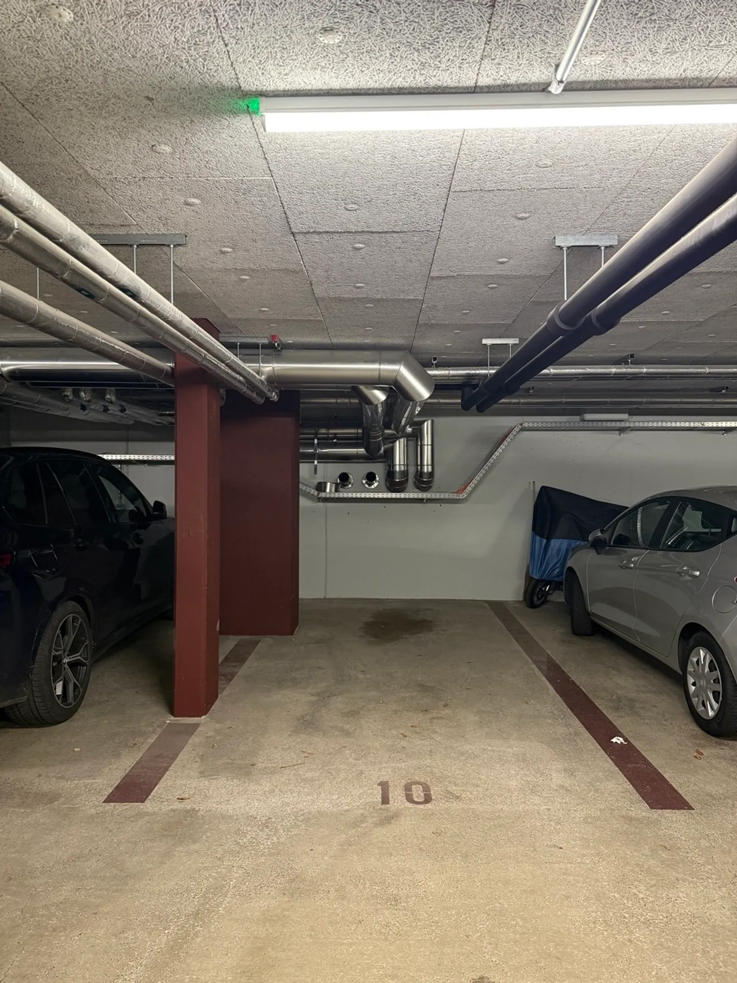 Zentrale Einstellplätze in Baden - Foto 1 von 2