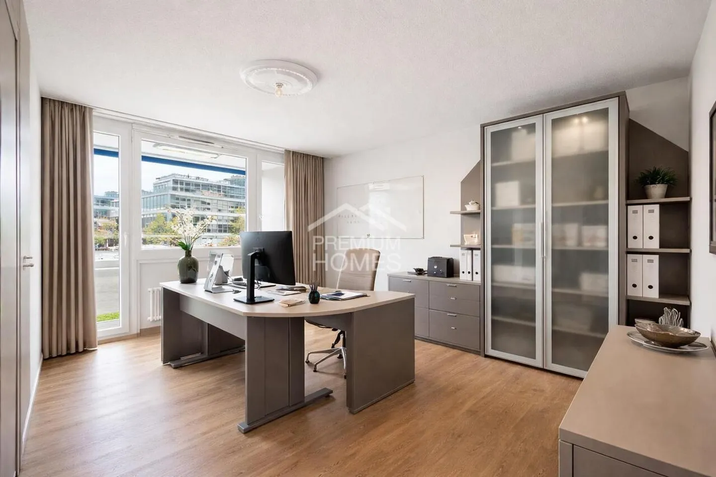 Votre entreprise peut commencer - Photo 1 sur 13