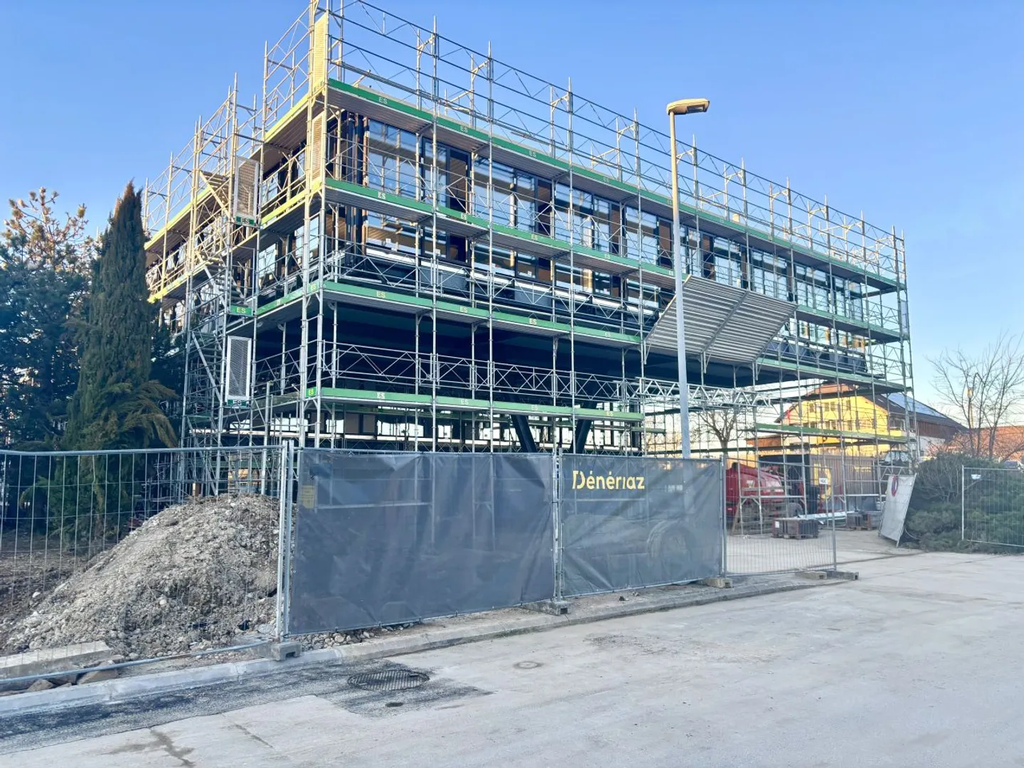 Superficie lorda in zona industriale di Saint-Prex - Foto 2 di 12