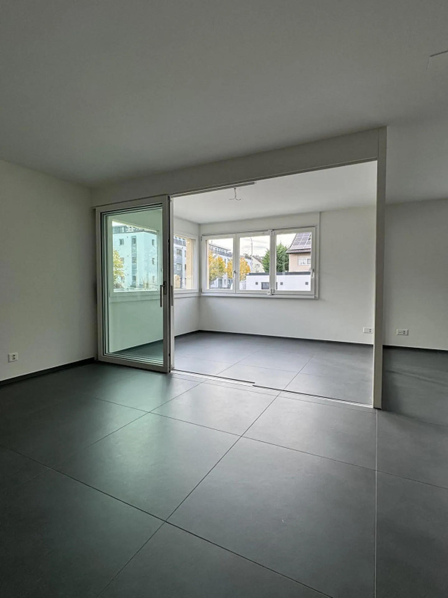 Appartement ensoleillé - Photo 3 sur 10