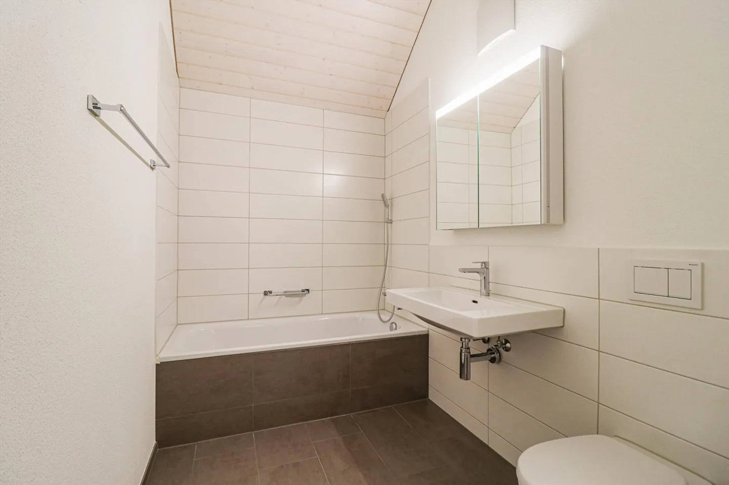 Unique 4½-room apartment in ownership standard - Photo 5 of 8