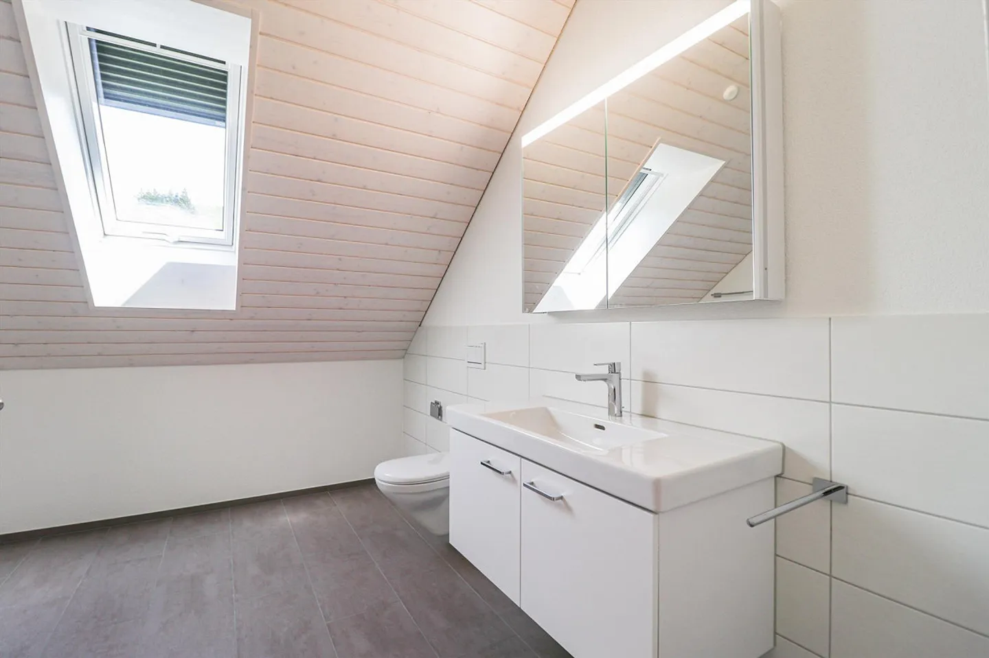 Unique 4½-room apartment in ownership standard - Photo 3 of 8