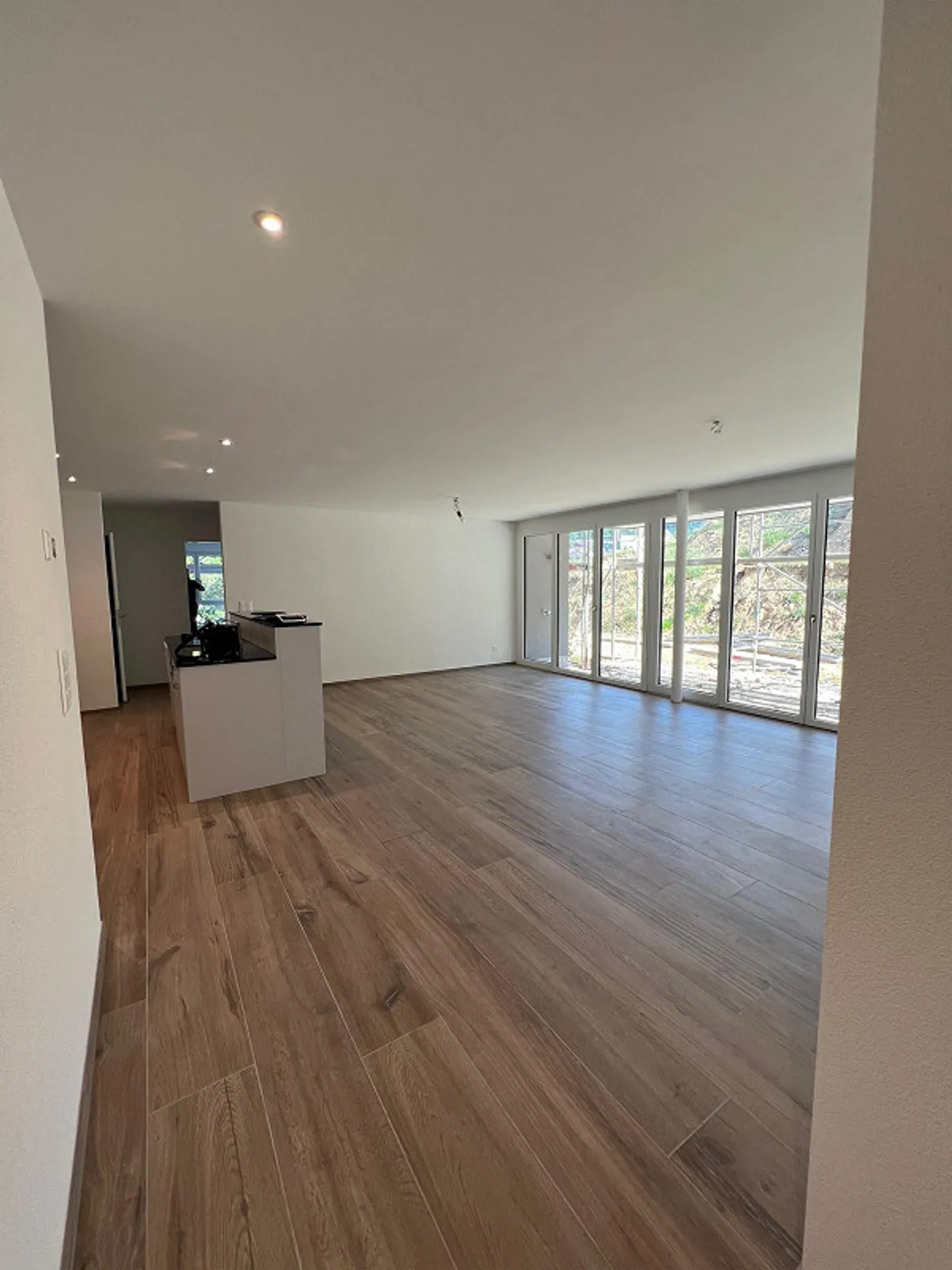 Appartamento luminoso di 4,5 stanze a Starrkirch-Wil - Foto 1 di 17