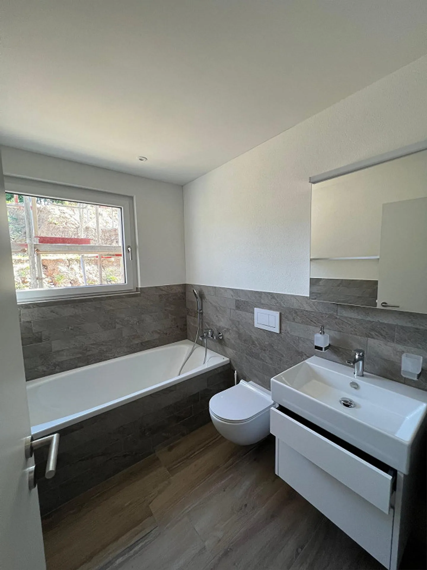 Appartamento luminoso di 4,5 stanze a Starrkirch-Wil - Foto 7 di 17