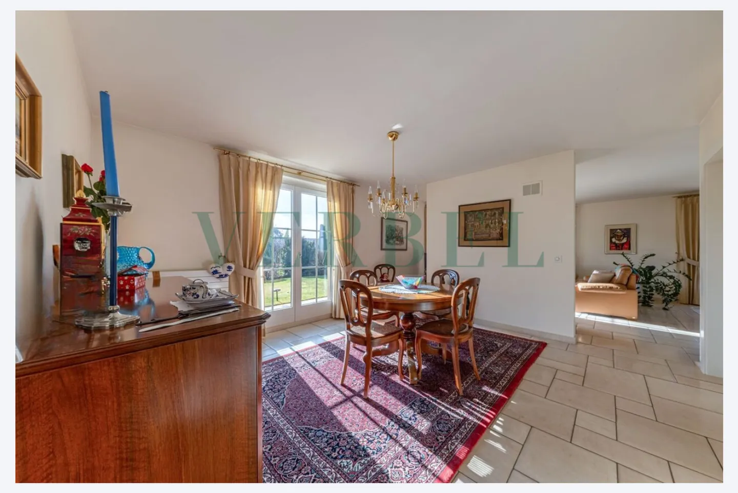 Wunderschönes Familienhaus mit Schwimmbad - Foto 5 von 5