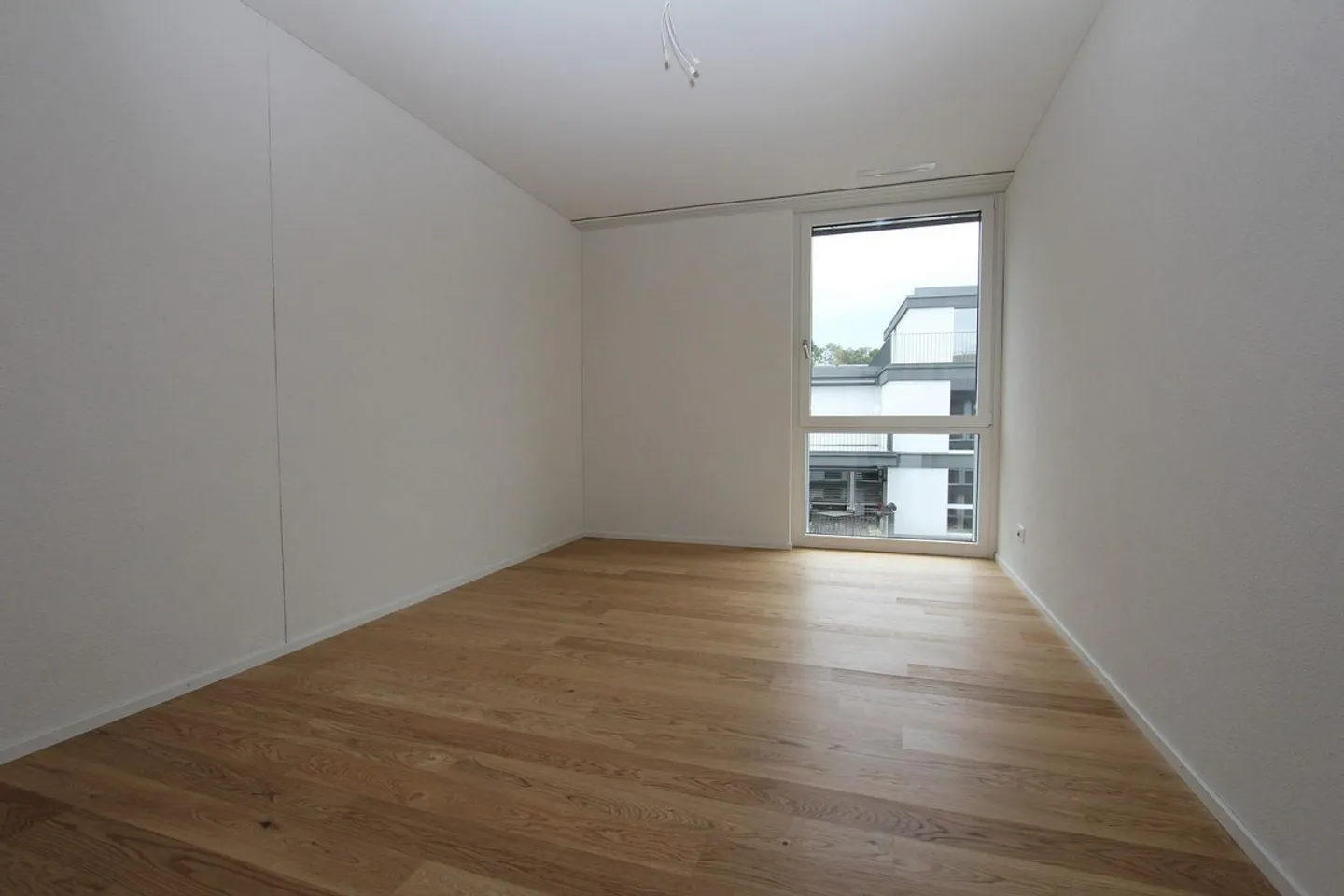 State-of-the-art 3½-room penthouse apartment in Andelfingen - Photo 4 of 8