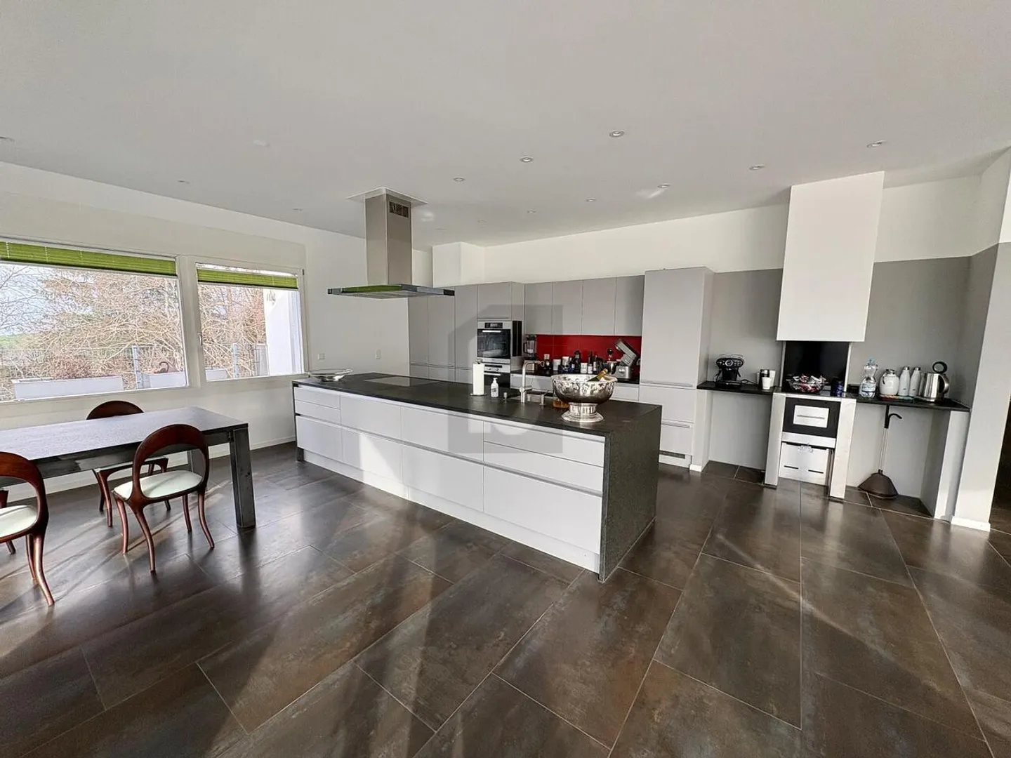 Ampio Appartamento Attico con Terrazza - Foto 3 di 6