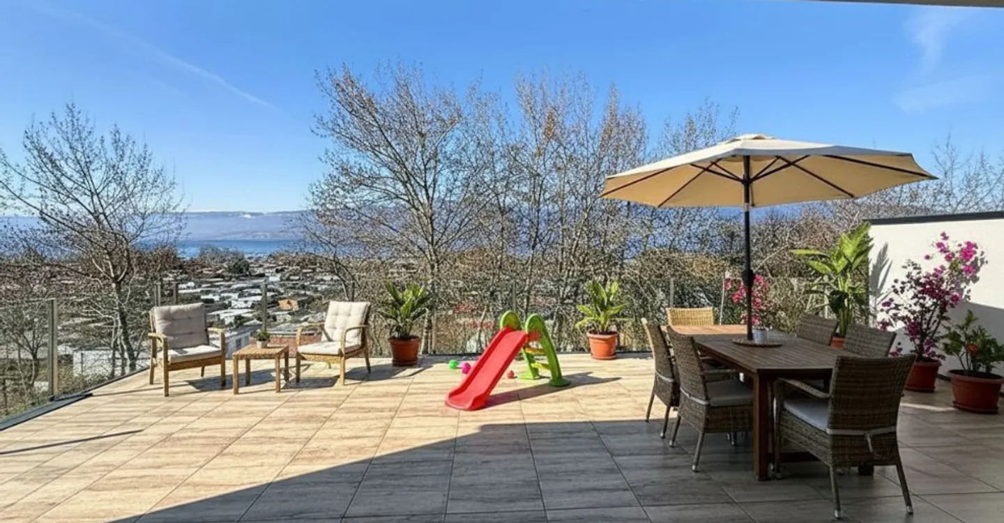 Bright penthouse with large terrace and lake view - Cheyres - Photo 10 of 10
