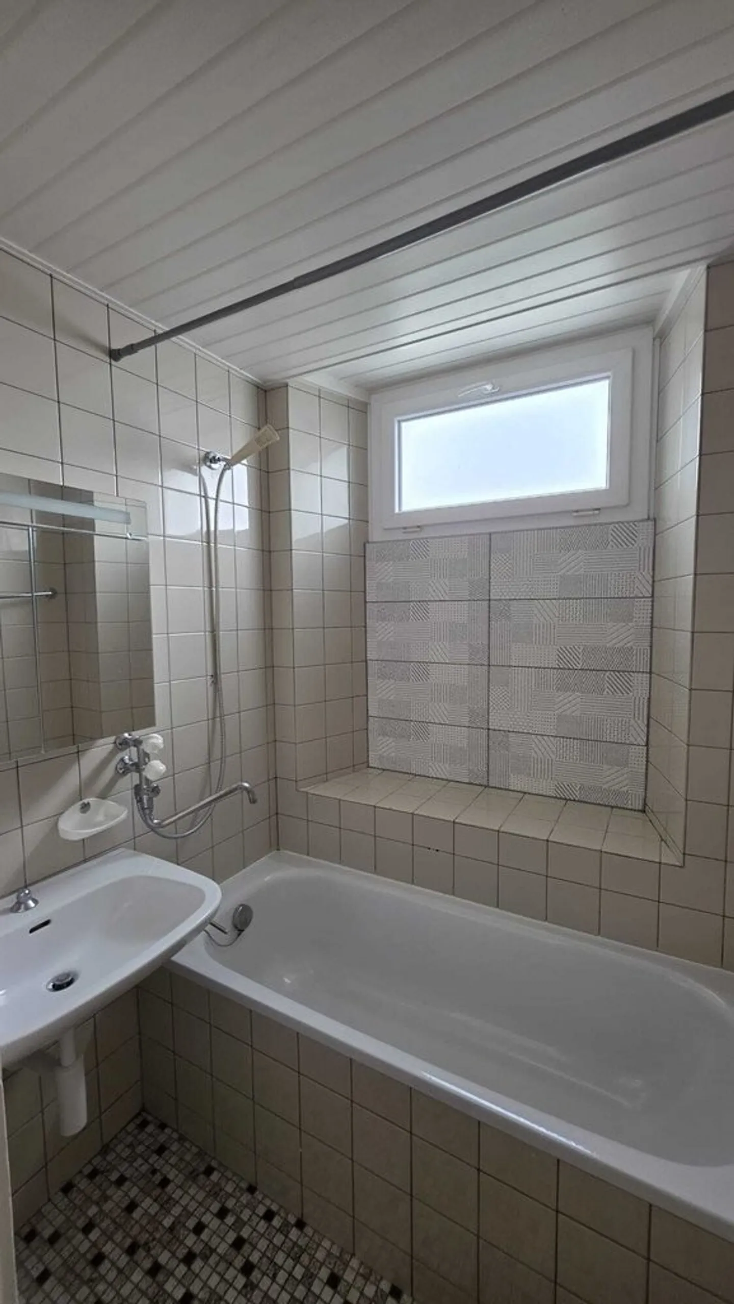 APPARTAMENTO DI 3 STANZE IN AFFITTO - Foto 7 di 11