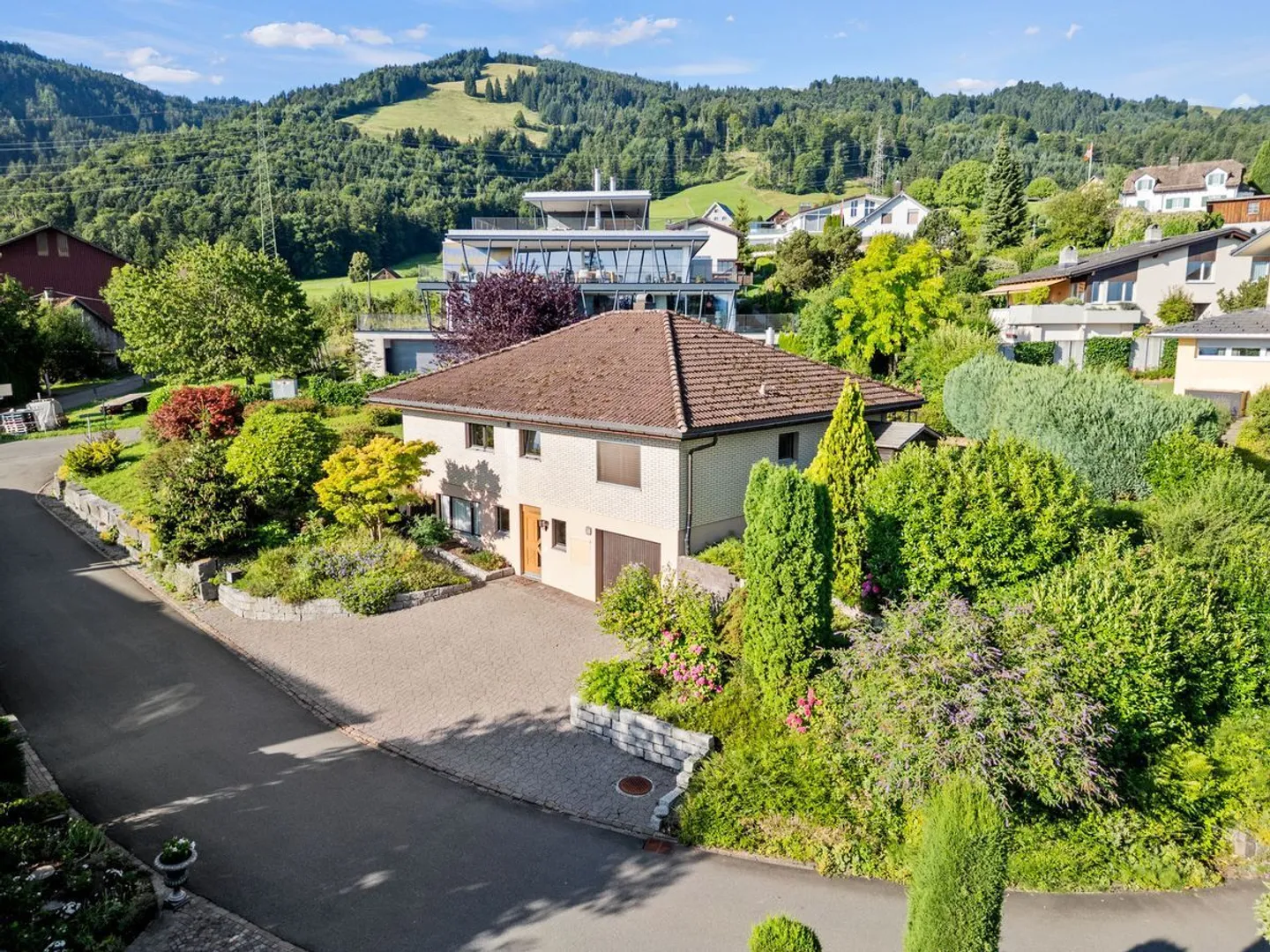 Liegenschaft mit Ausnutzungsreserve - sanieren, anbauen oder neu bauen? - Foto 6 von 13