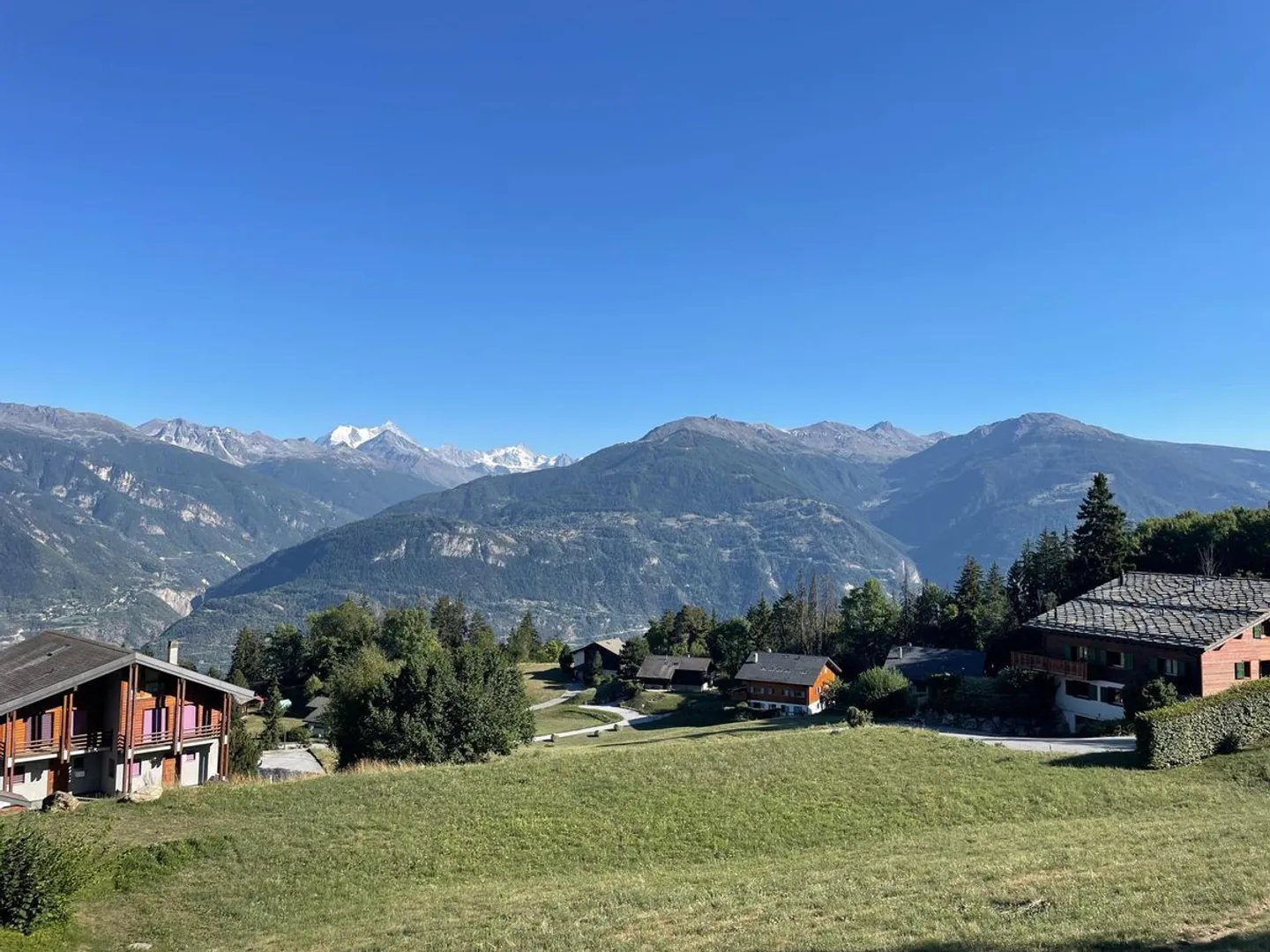 Casa singola in affitto - Foto 2 di 2