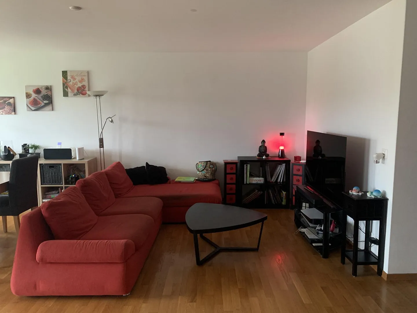 Grand appartement 4,5pcs Lumineux dans un cadre verdoyant avec balcon - Photo 1 sur 12