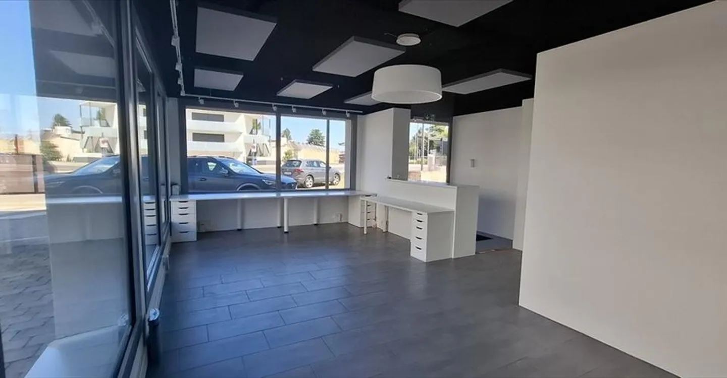 Magasin à louer - Photo 1 sur 8