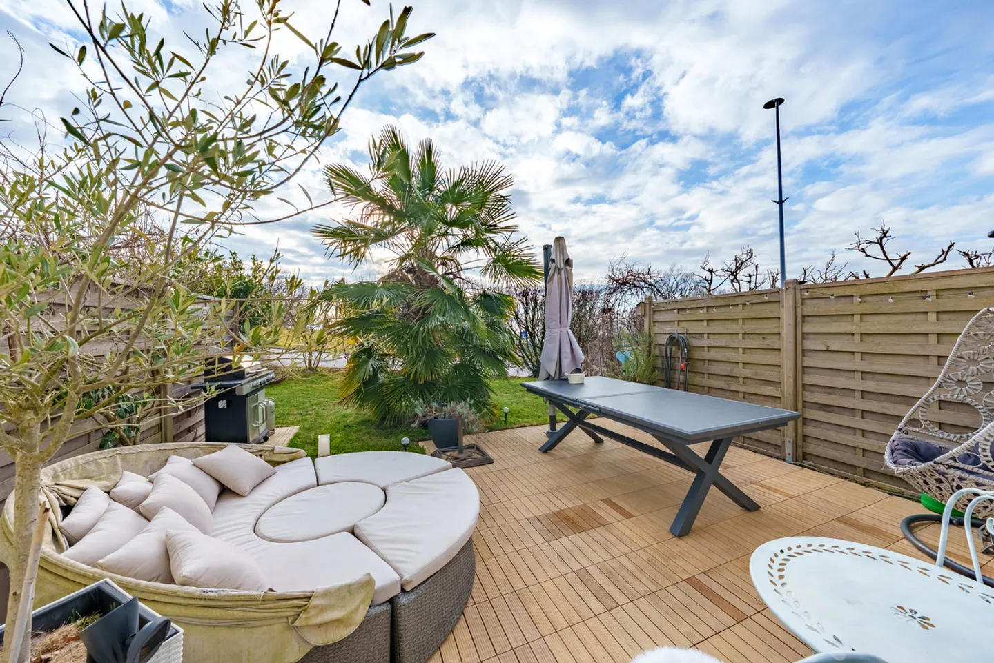 Maison mitoyenne 5,5 pièces avec jardin et vue imprenable sur le lac - Photo 16 sur 28