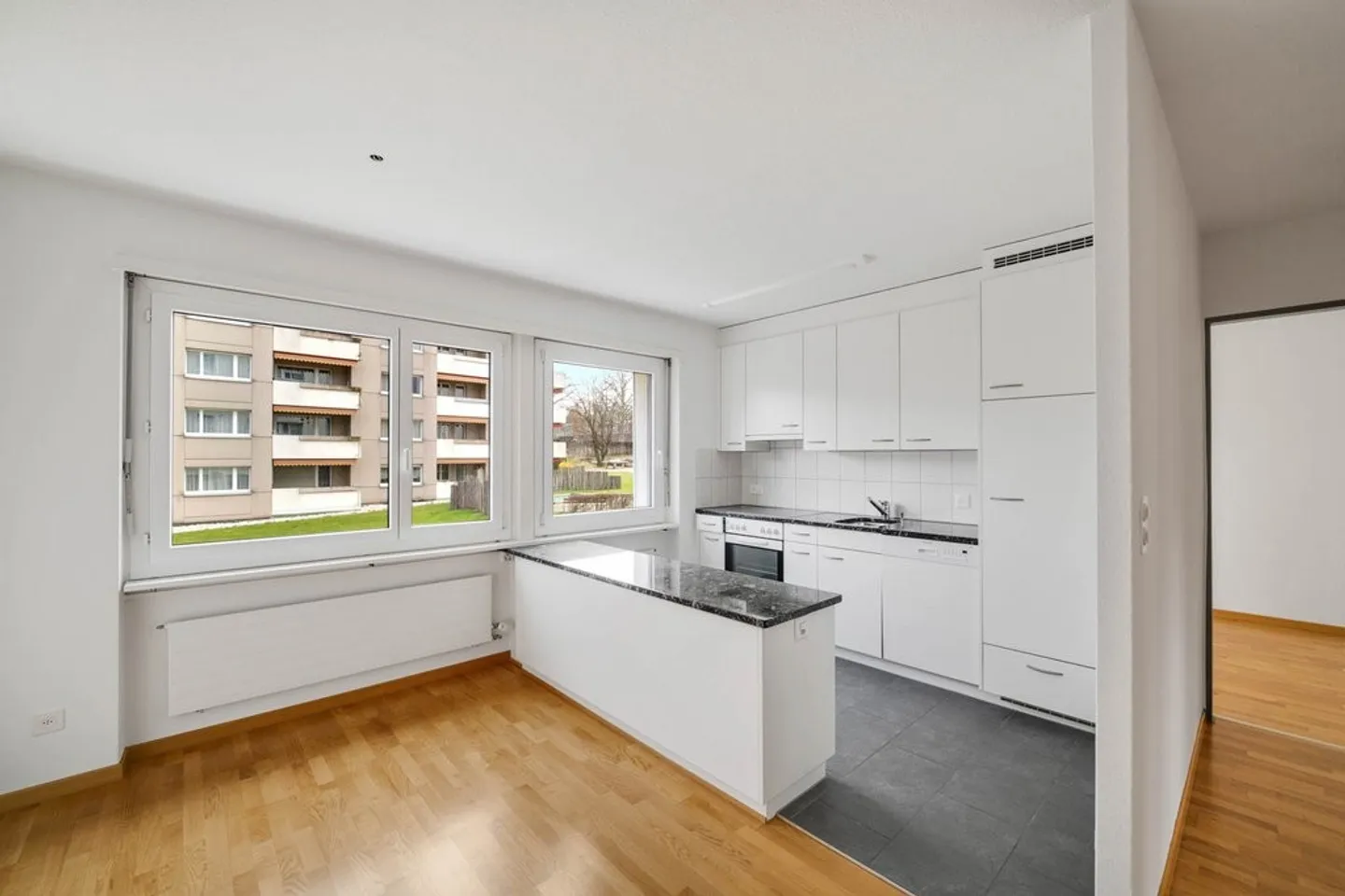 Geräumige 4.5 Zimmerwohnung - Foto 2 von 7