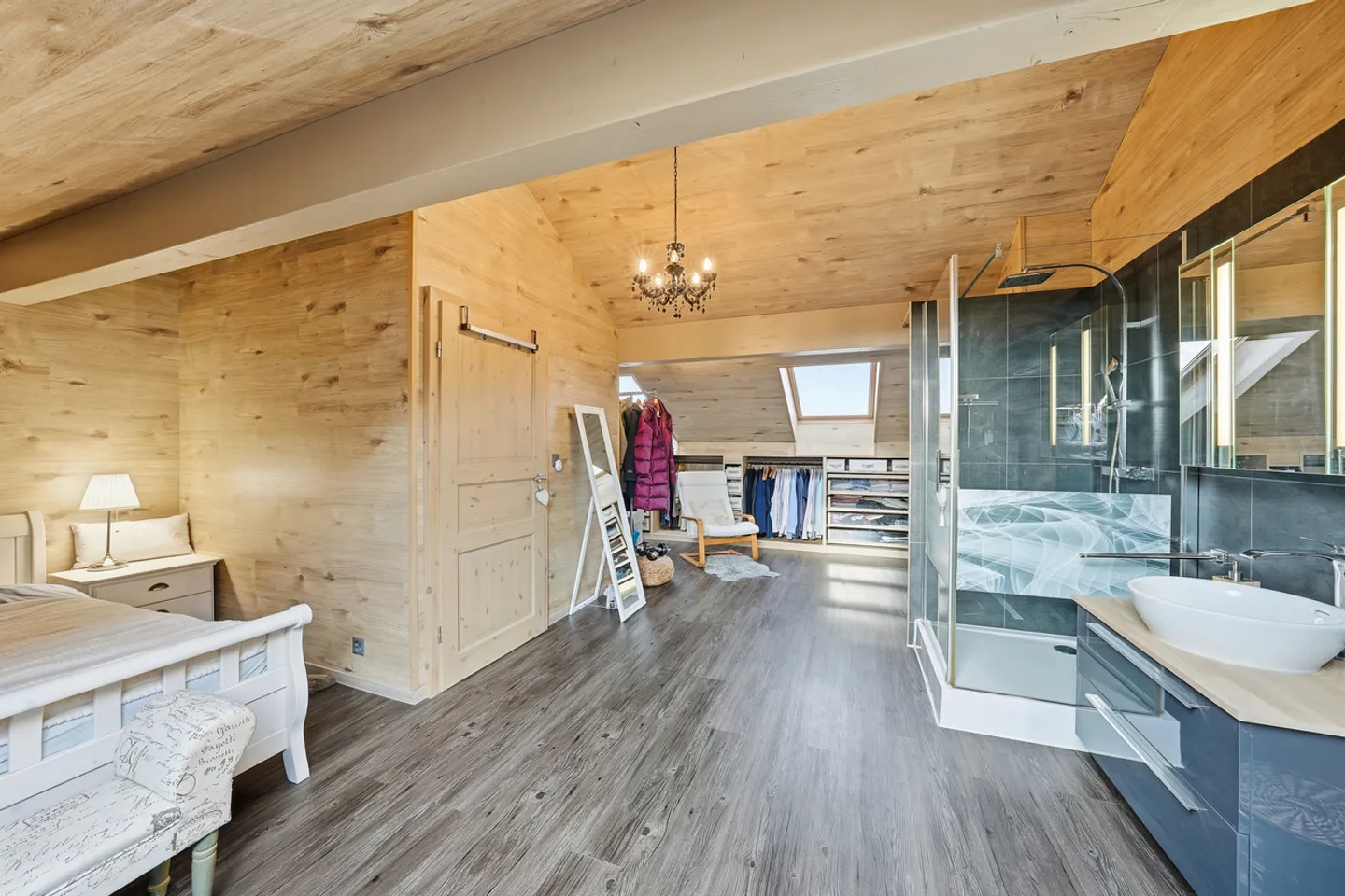 Maison mitoyenne 5,5 pièces avec jardin et vue imprenable sur le lac - Photo 22 sur 28