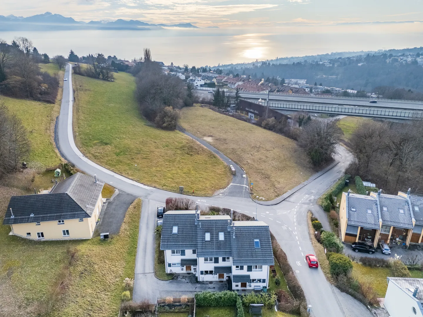 Maison mitoyenne 5,5 pièces avec jardin et vue imprenable sur le lac - Photo 28 sur 28