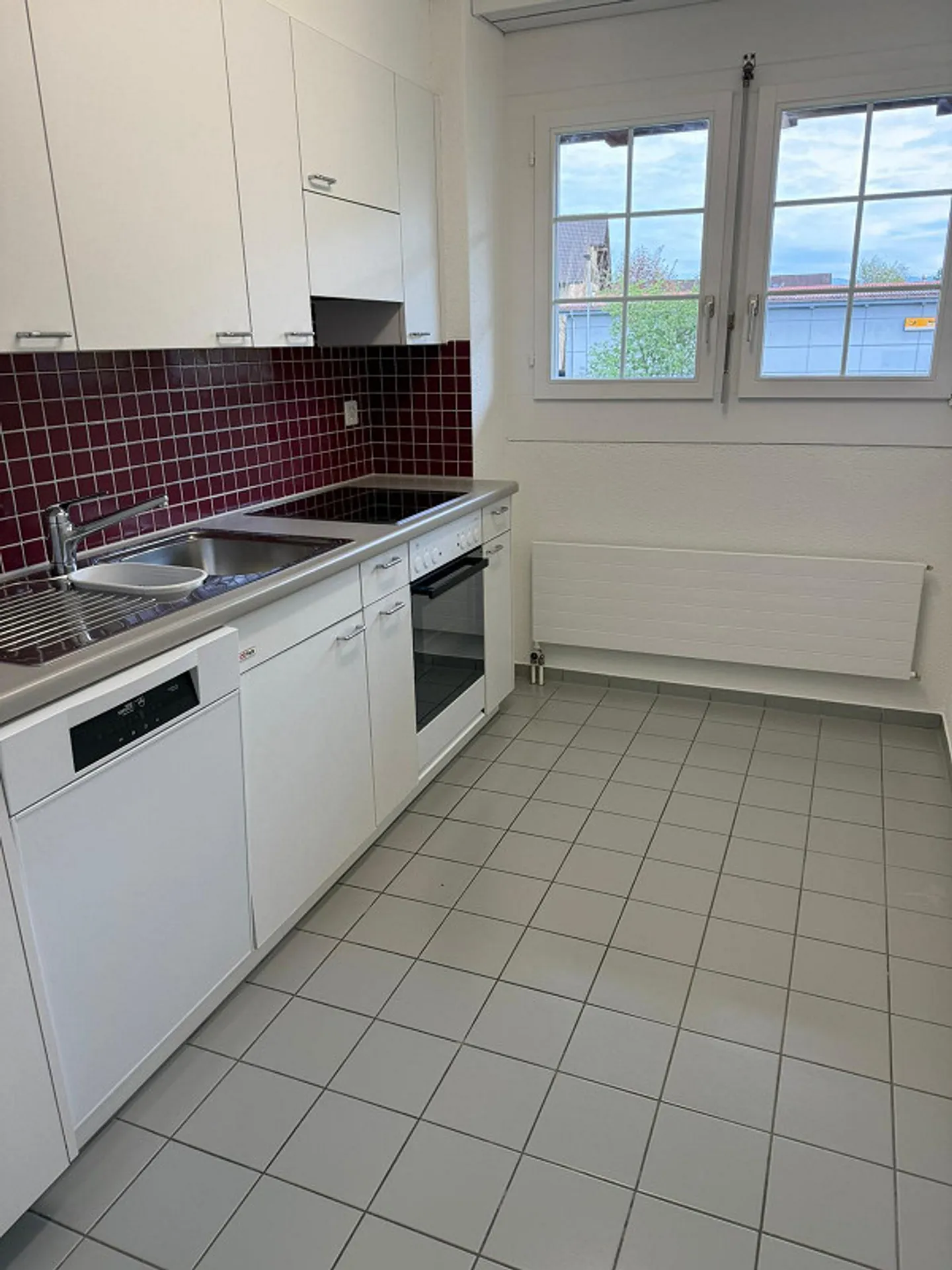 Apartment - Photo 6 of 6