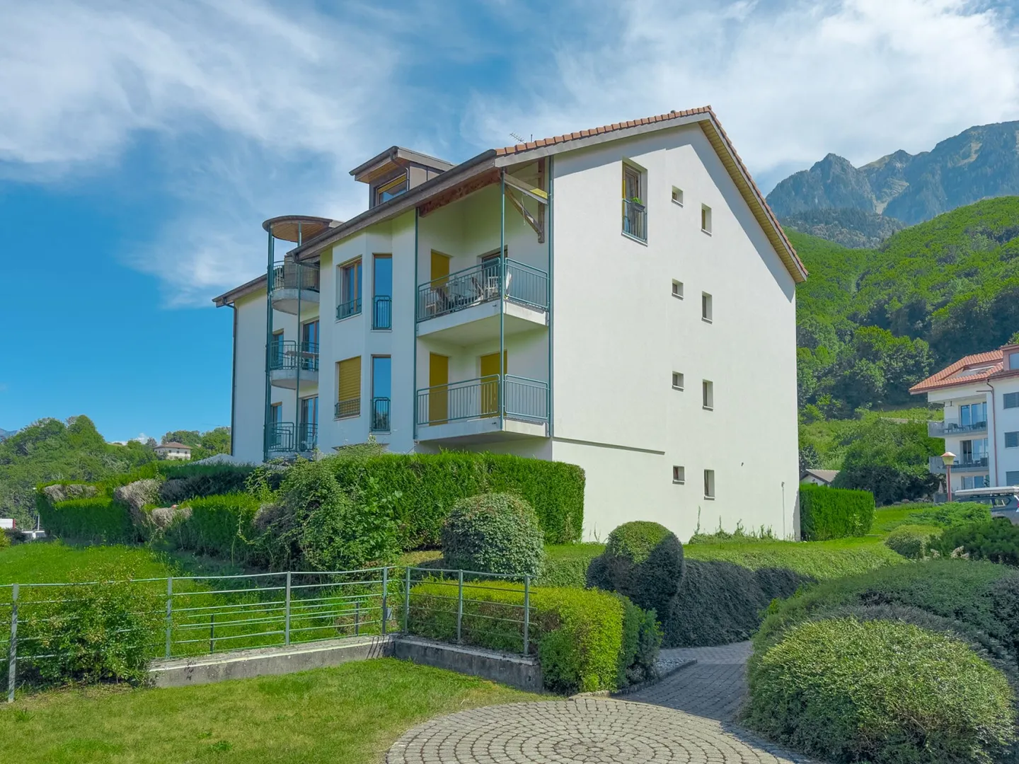 Appartement de 4,5 pièces avec 2 balcons. - Photo 1 sur 13