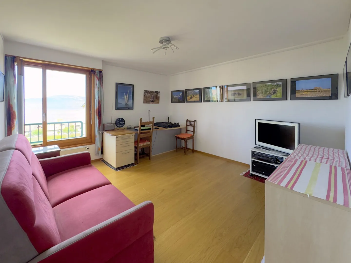 Appartement de 4,5 pièces avec 2 balcons. - Photo 8 sur 13