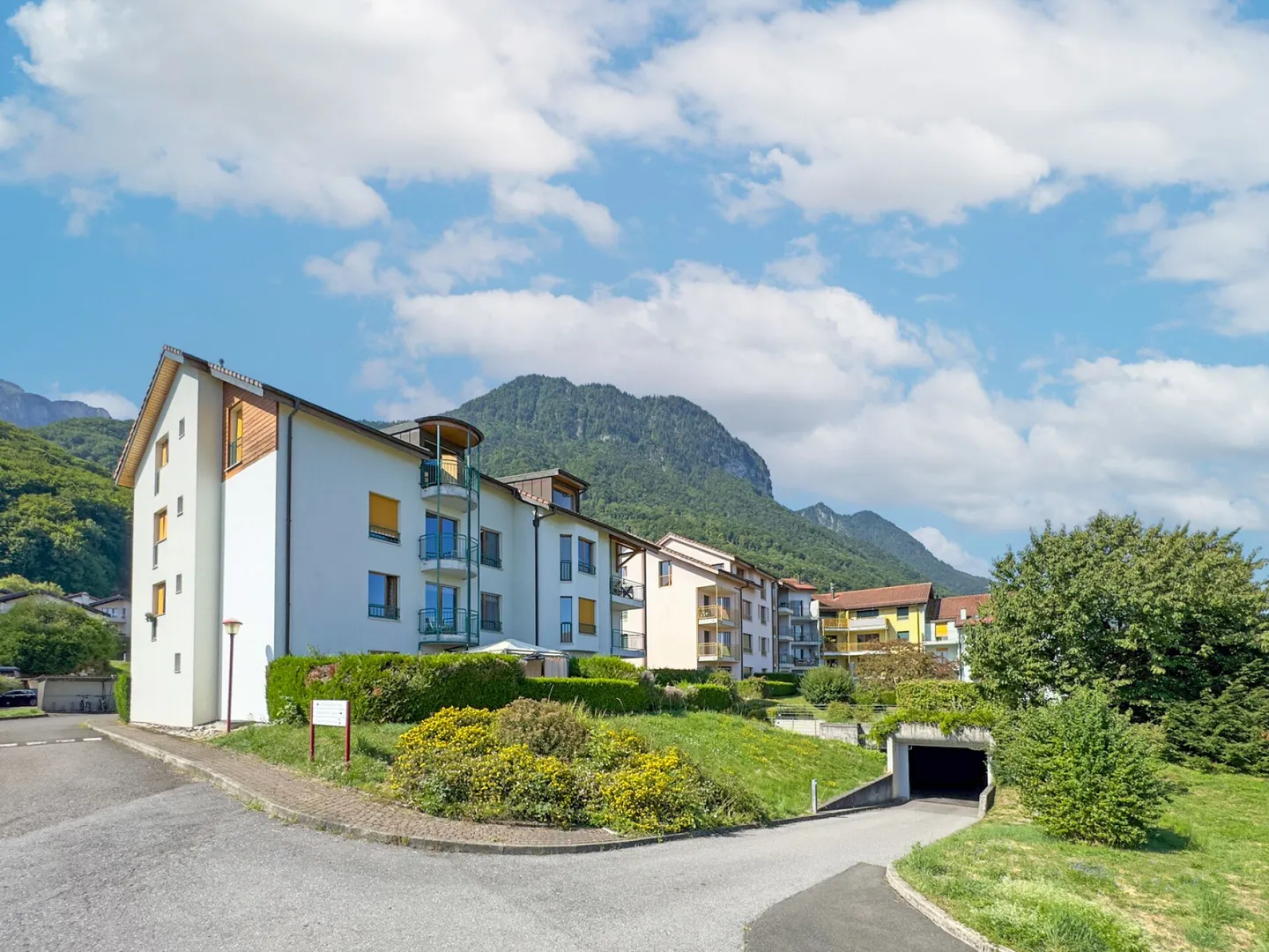 Appartement de 4,5 pièces avec 2 balcons. - Photo 10 sur 13