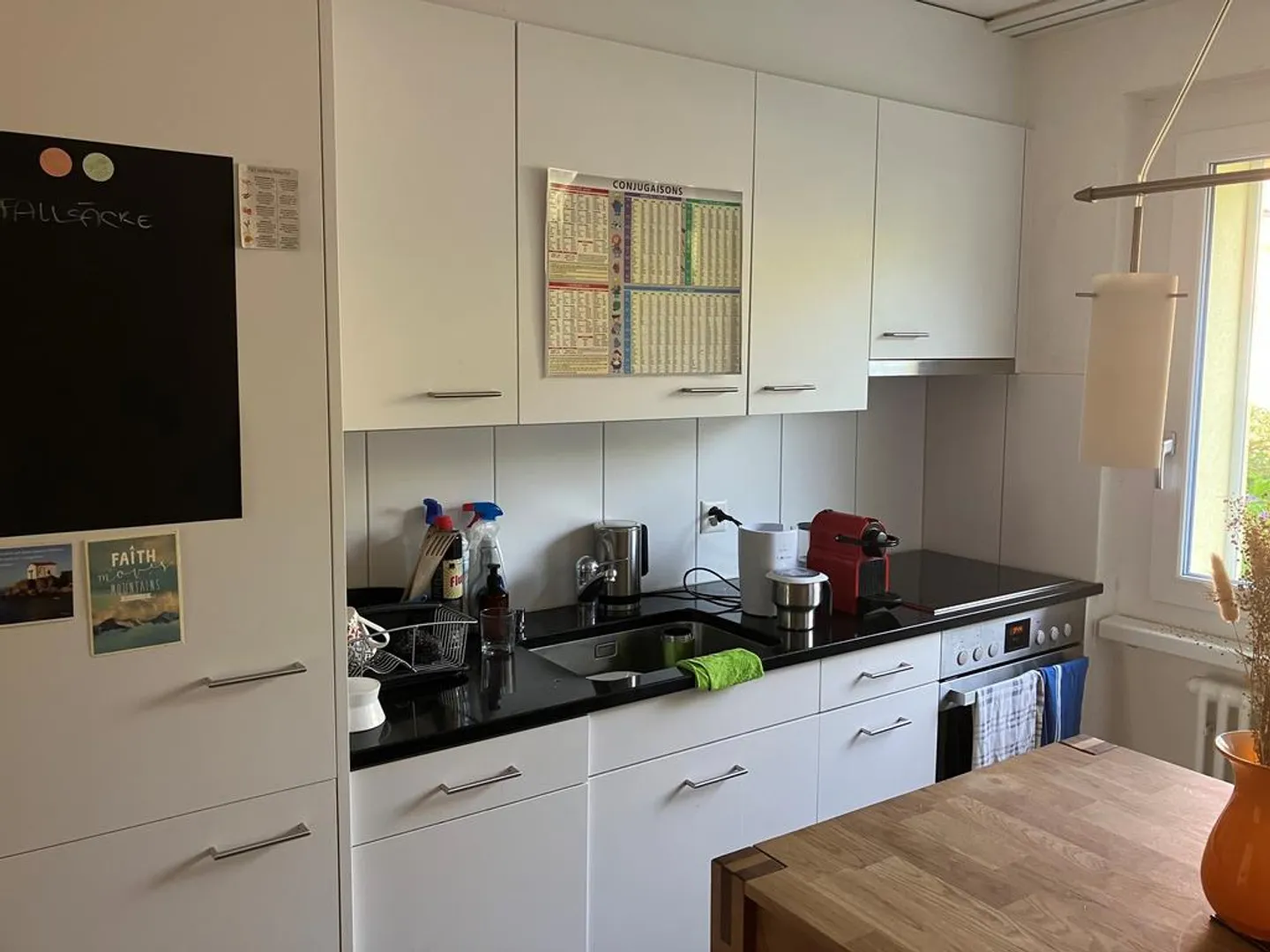 Appartamento moderno di 3,5 stanze con grande balcone soleggiato - Foto 3 di 8