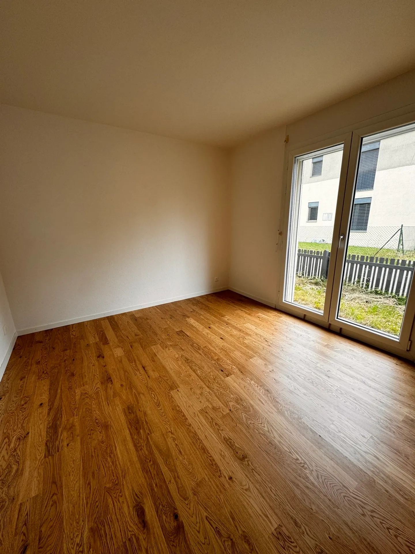 «Grandsivaz, zu vermieten, Wohnung von 4,5 Zimmern, 100m2, Garten von 100m2» - Foto 6 von 8