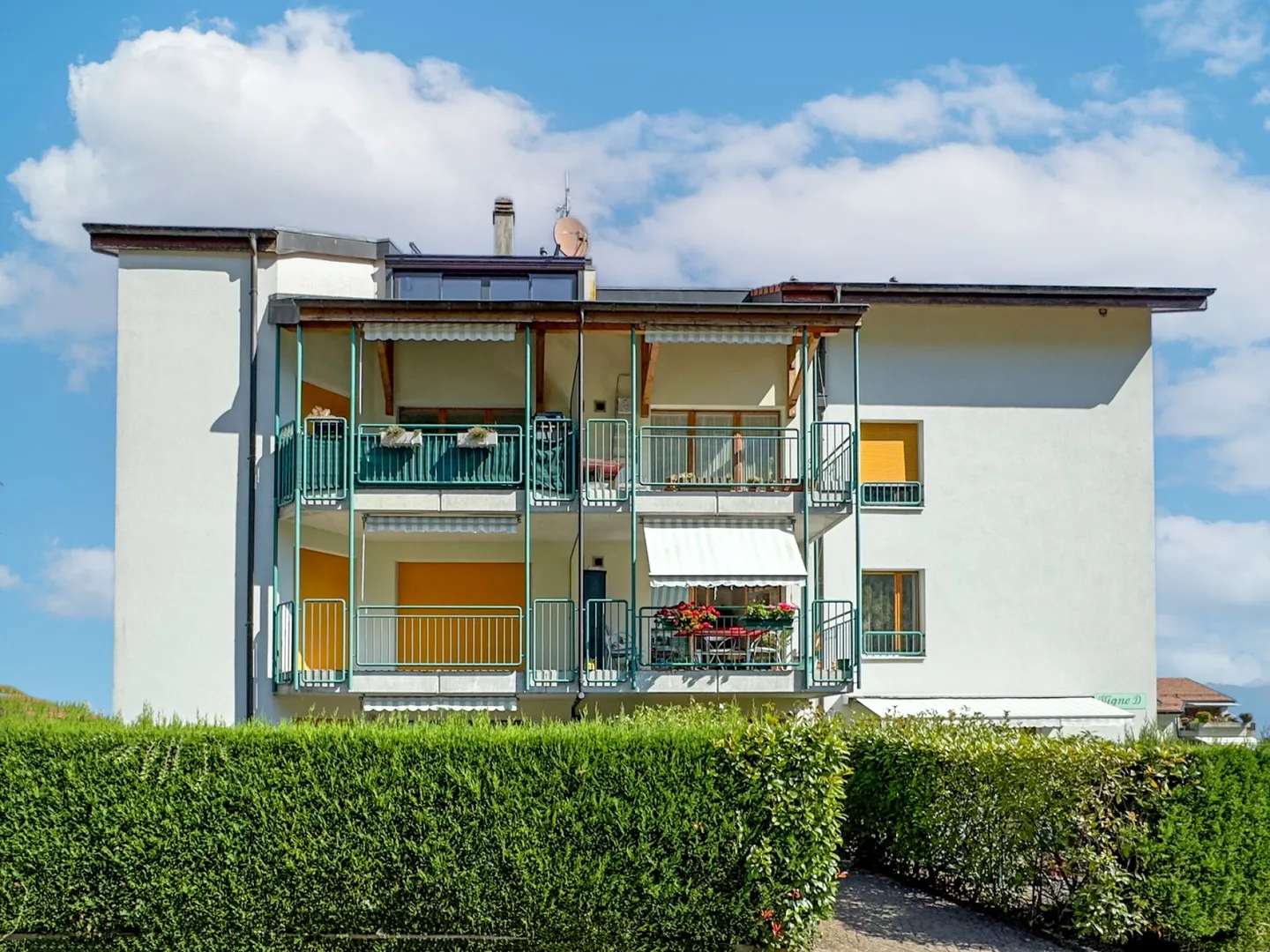 Appartement de 4,5 pièces avec 2 balcons. - Photo 4 sur 13