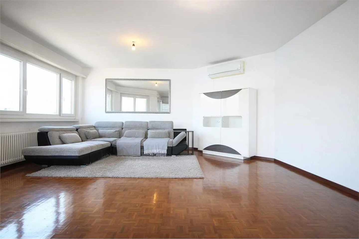 Paradiso: 3.5 rooms on the lake front with breathtaking view - Photo 3 of 8