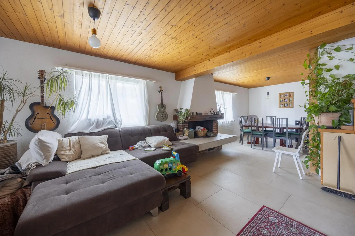 Casa plurifamiliare con parte commerciale attraente - Foto 7 di 7