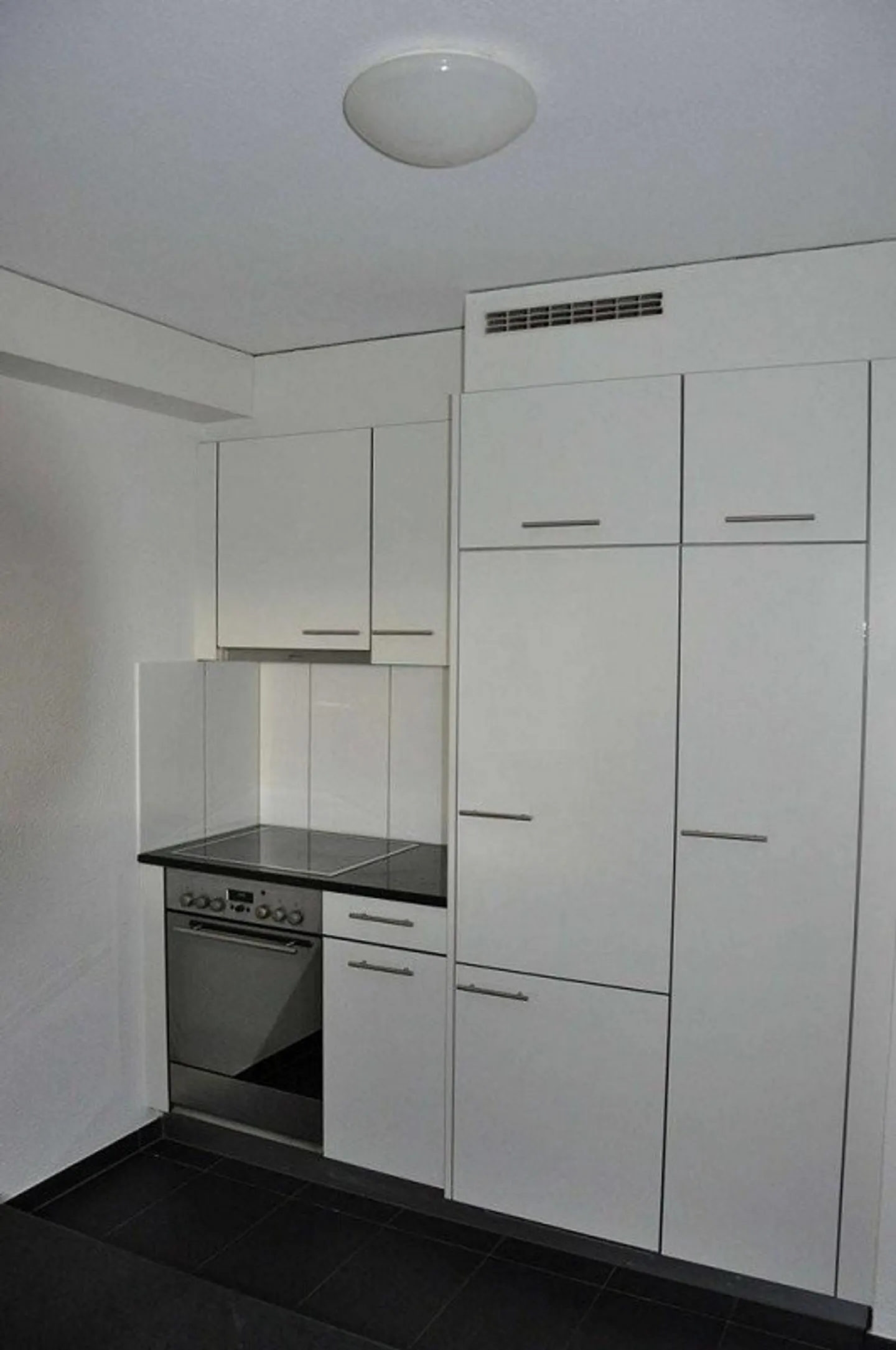 Appartamento 3 locali accogliente e soleggiato - Foto 3 di 9