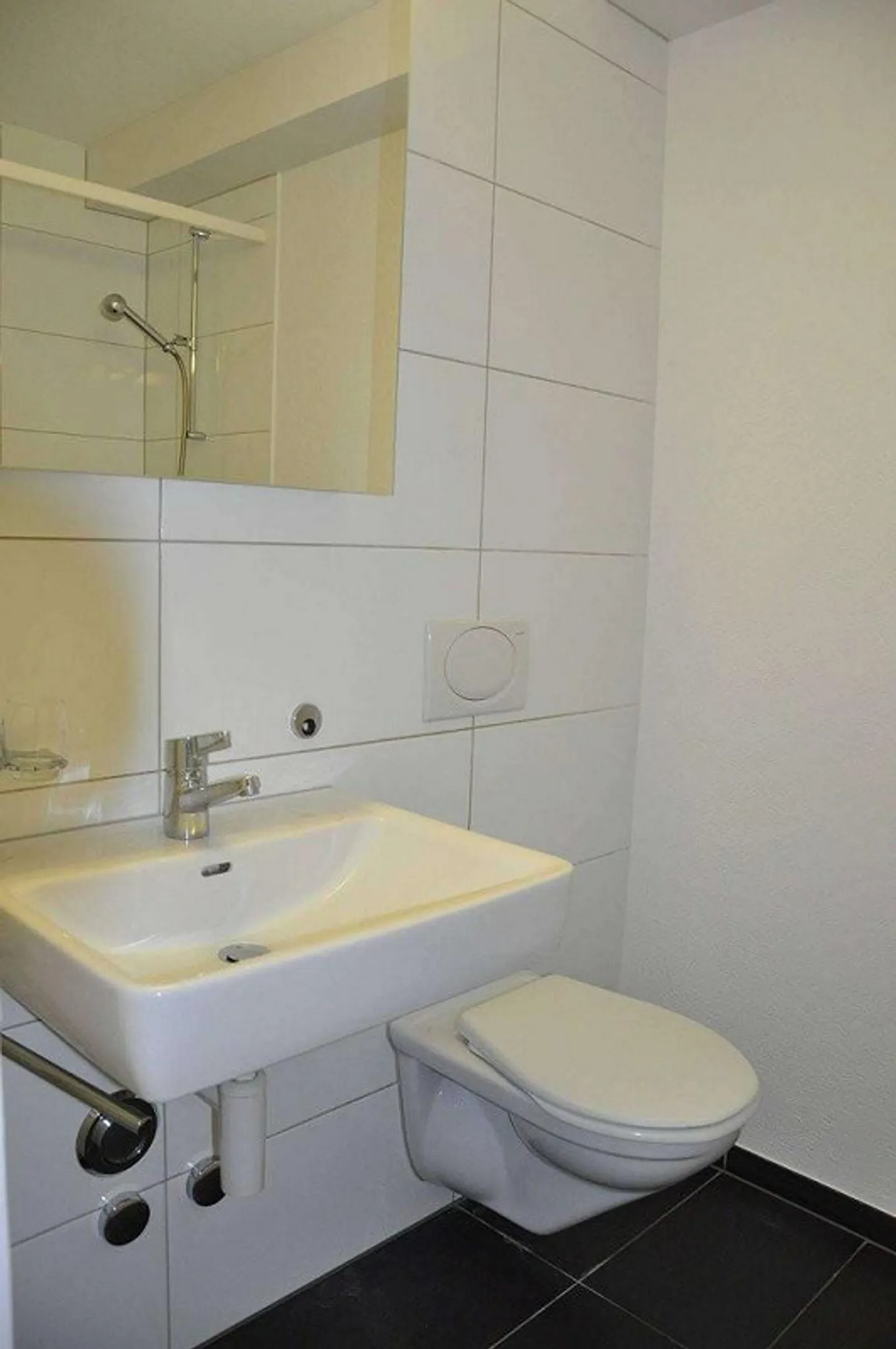 Appartamento 3 locali accogliente e soleggiato - Foto 6 di 9