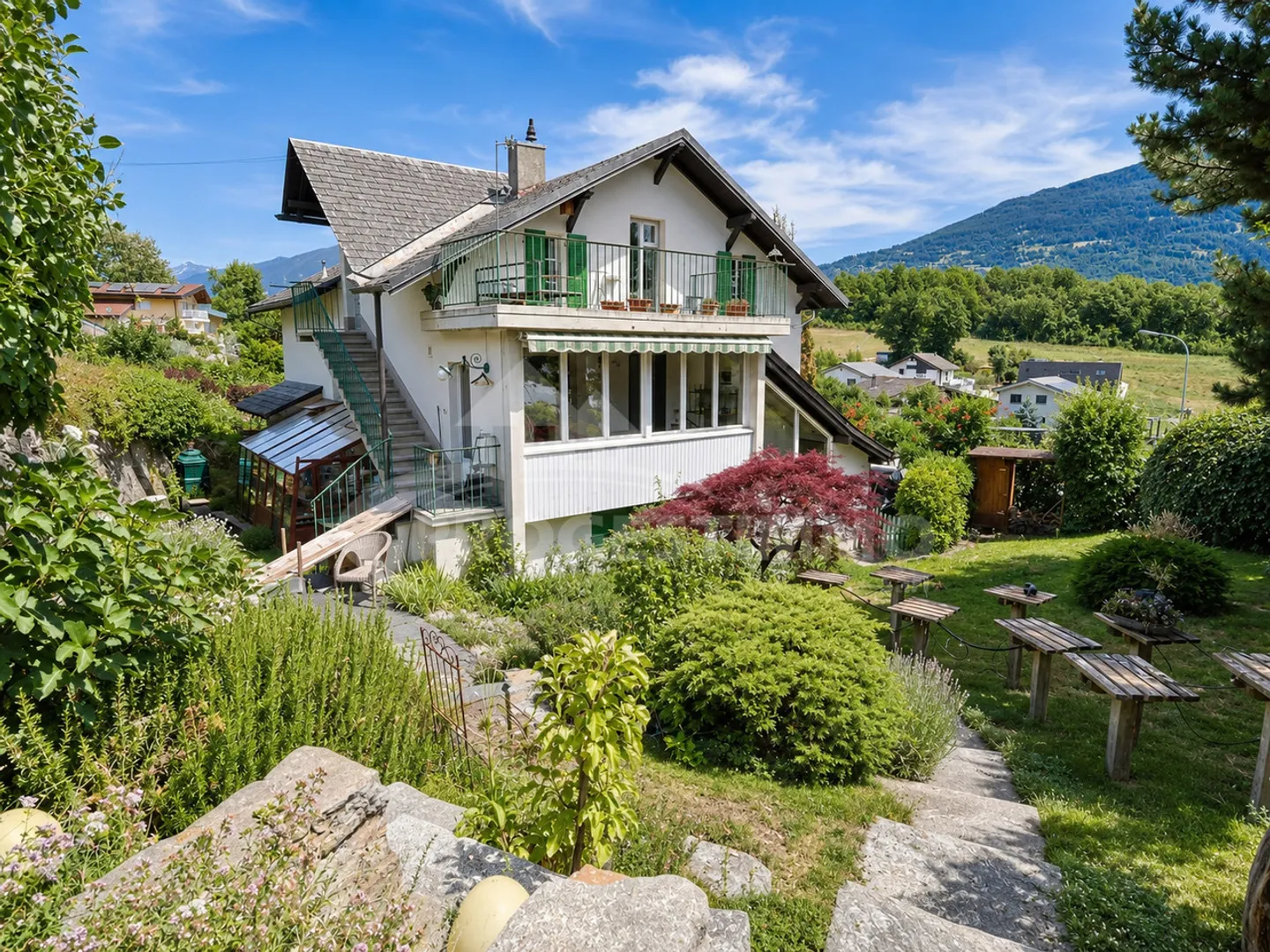 Charmante Maison Familiale avec Jardin - Photo 1 sur 12