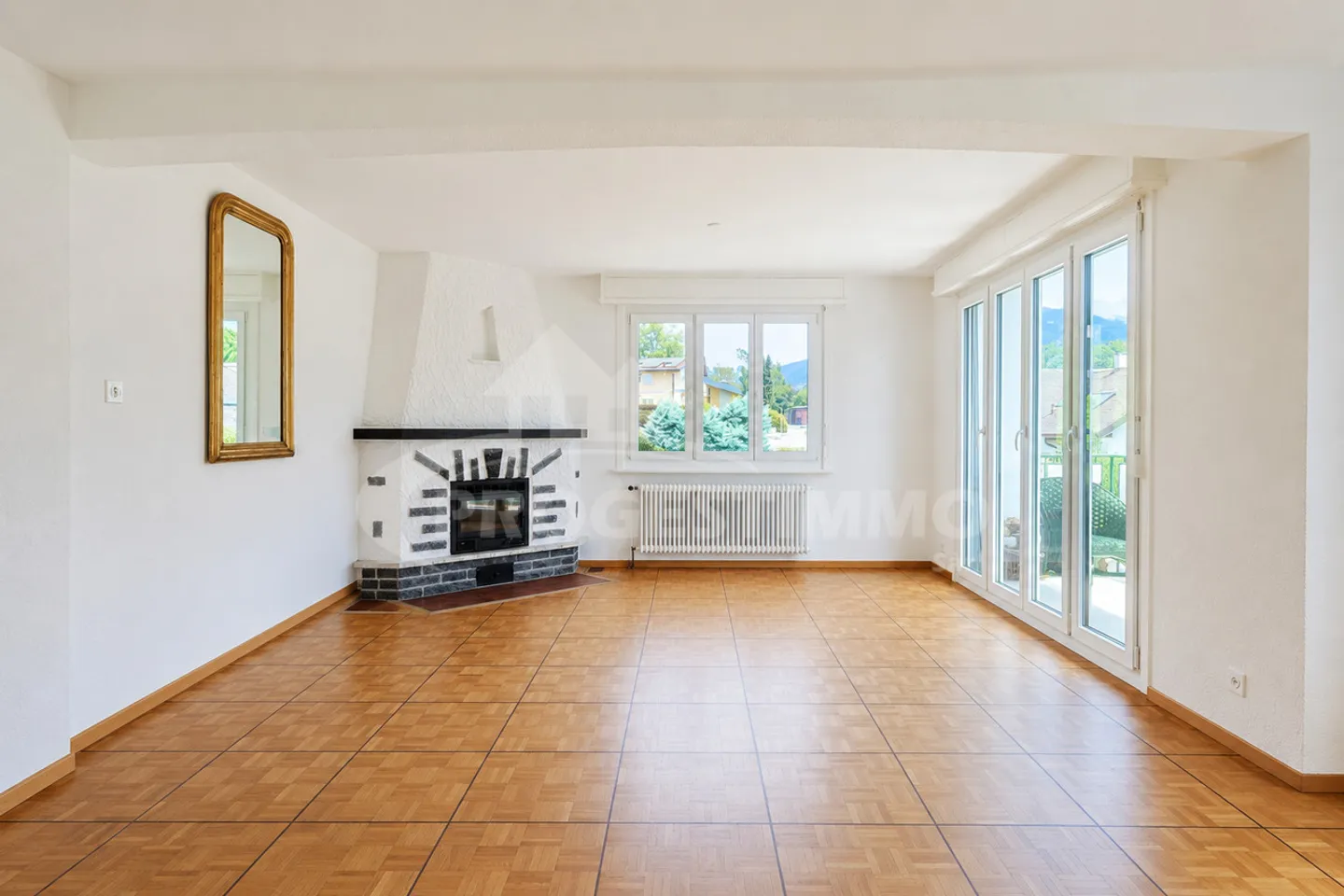 Charmante Maison Familiale avec Jardin - Photo 4 sur 12