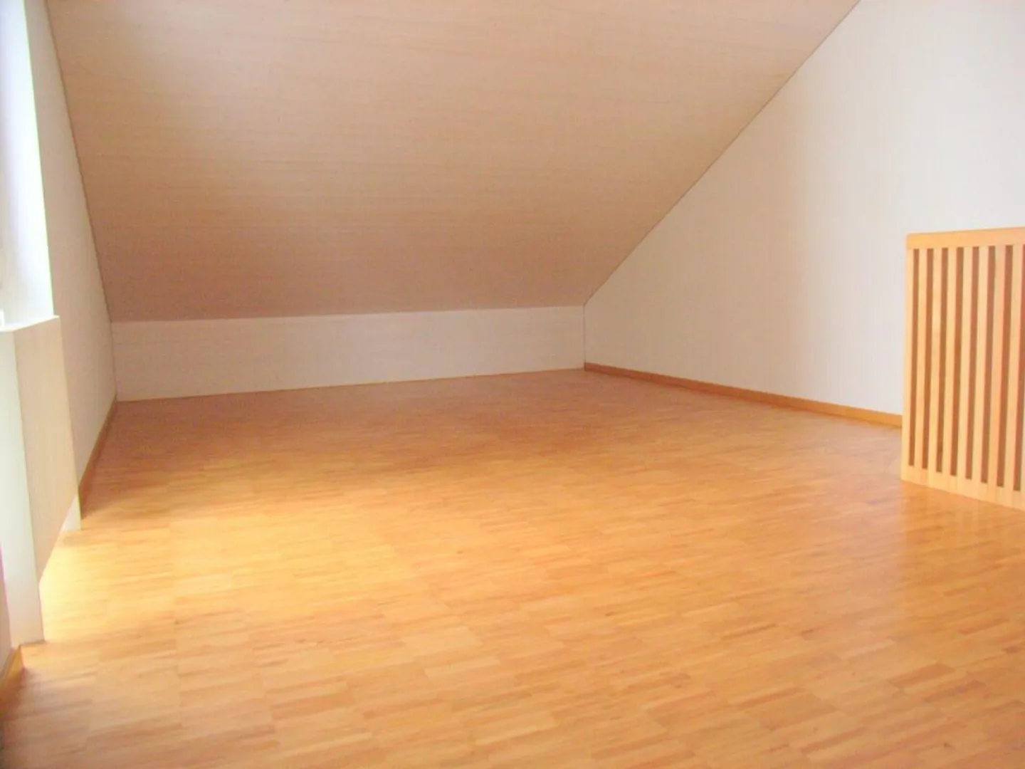 Appartement 2,5 pièces dans un super emplacement - Photo 5 sur 8