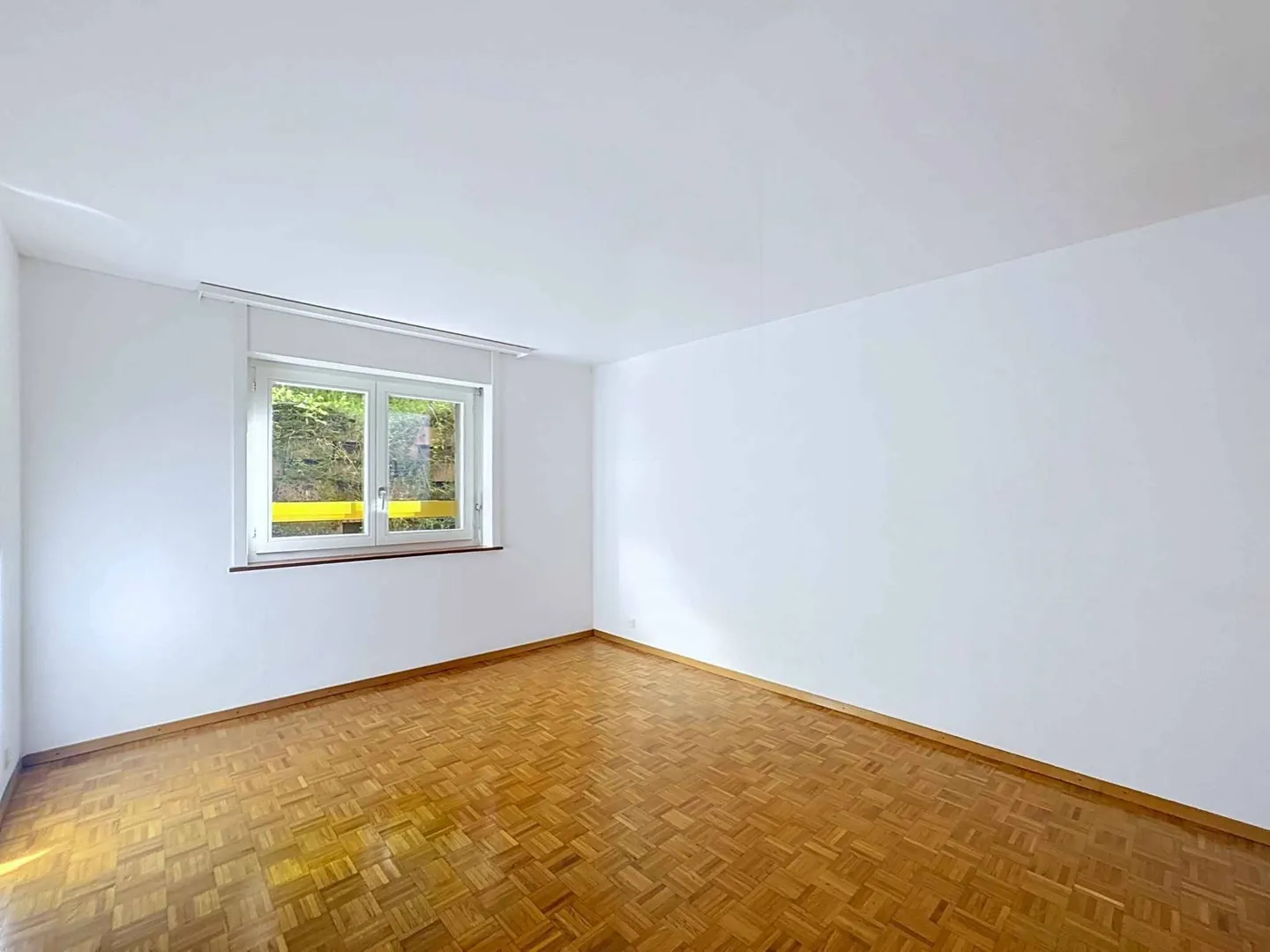 On the 1st floor - Large 3.5 room apartment on 1 level of 79 m2 + balcony - Photo 8 of 12