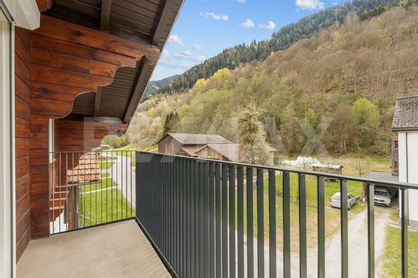 Charmantes Chalet in Surrein - Foto 9 von 13