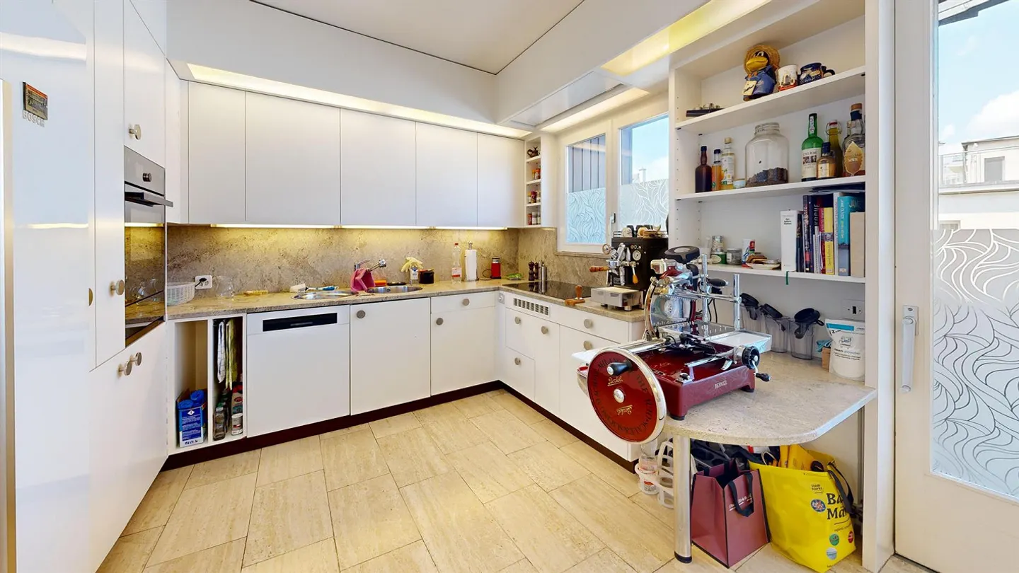 Geräumige 6-Zimmerwohnung in Basel - Foto 8 von 12