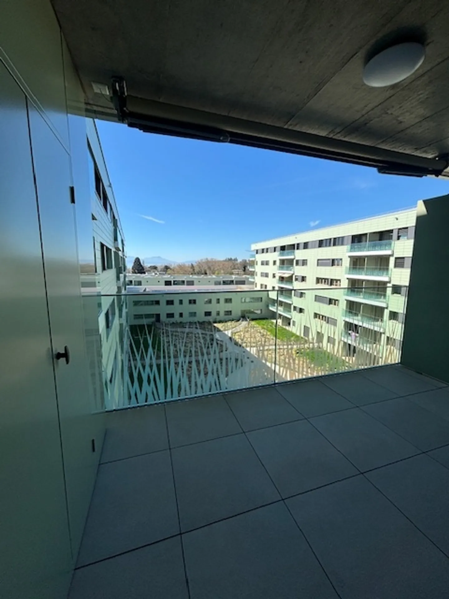 Studio moderne et lumineux, à deux pas de l'EPFL et de l'UNIL - Photo 3 sur 4