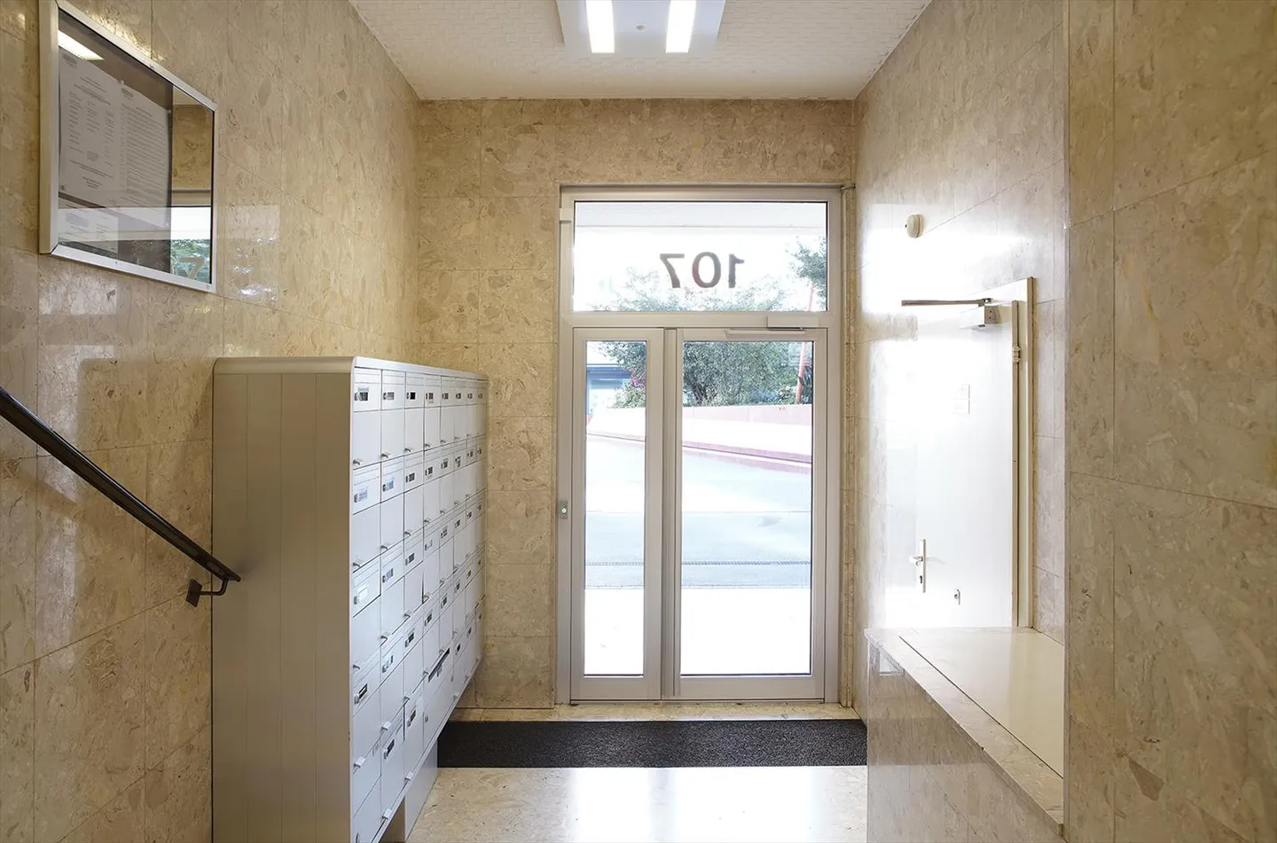 Appartement 4 pièces - Photo 3 sur 6