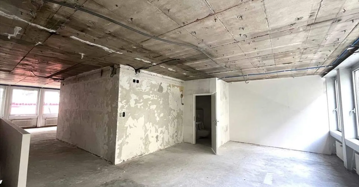 Negozio in affitto - Foto 1 di 9