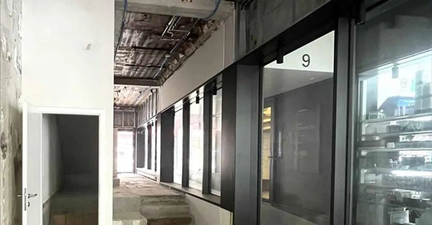 Negozio in affitto - Foto 4 di 9