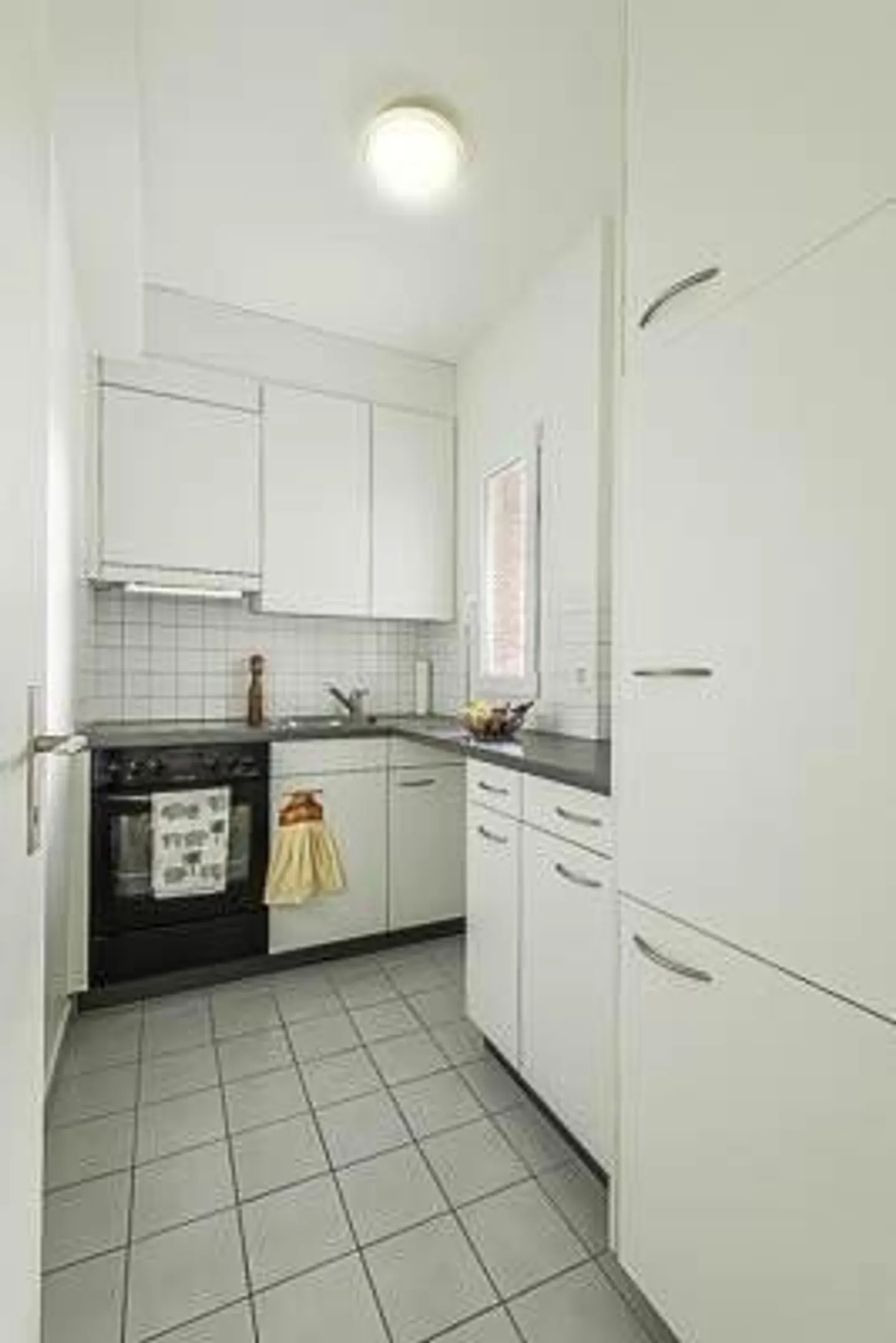Appartement 1 pièce près de l'hôpital cantonal / université - Photo 5 sur 7