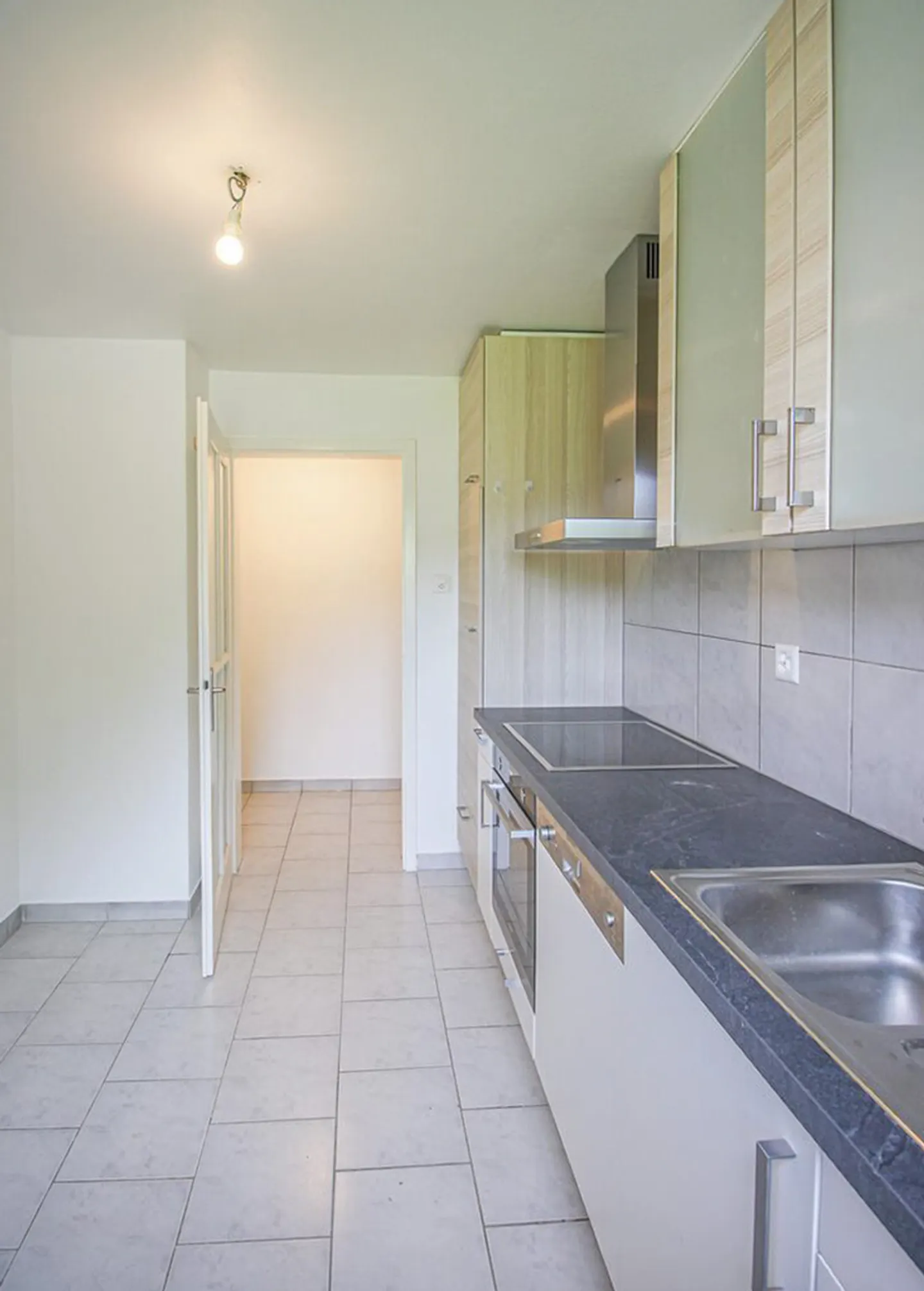 Charmant appartement 3,5 pièces - Photo 3 sur 9