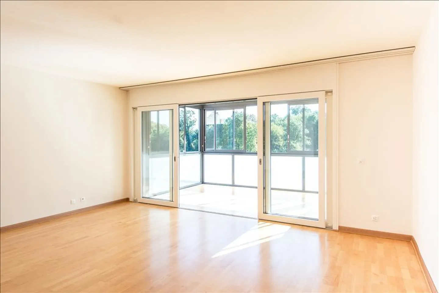 Magnifico appartamento con 4 camere da letto - Foto 2 di 2
