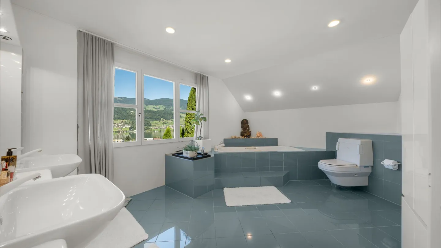 Luxuriöses Einfamilienhaus - Foto 10 von 12