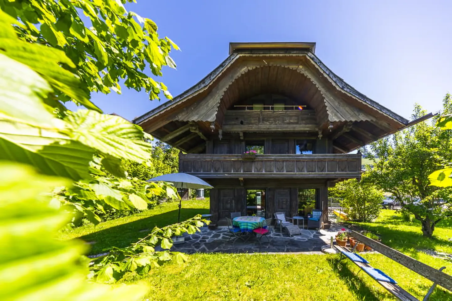 Proprietà di carattere: mansarda ristrutturata con giardino paesaggistico - Foto 2 di 13