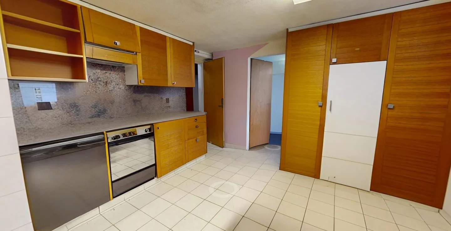 Assicurati ora questa affascinante casa plurifamiliare! - in una zona centrale del villaggio attraente - Foto 10 di 17