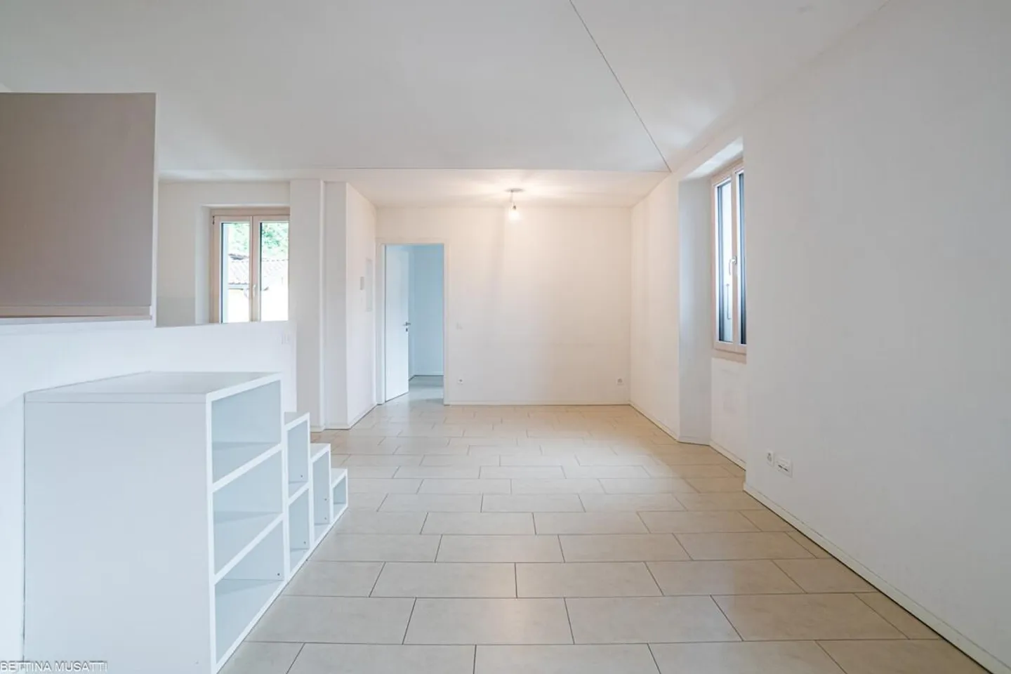 MELANO - 3.5 ROOMS RENOVATED WITH MODERN COMFORT - Photo 5 of 15