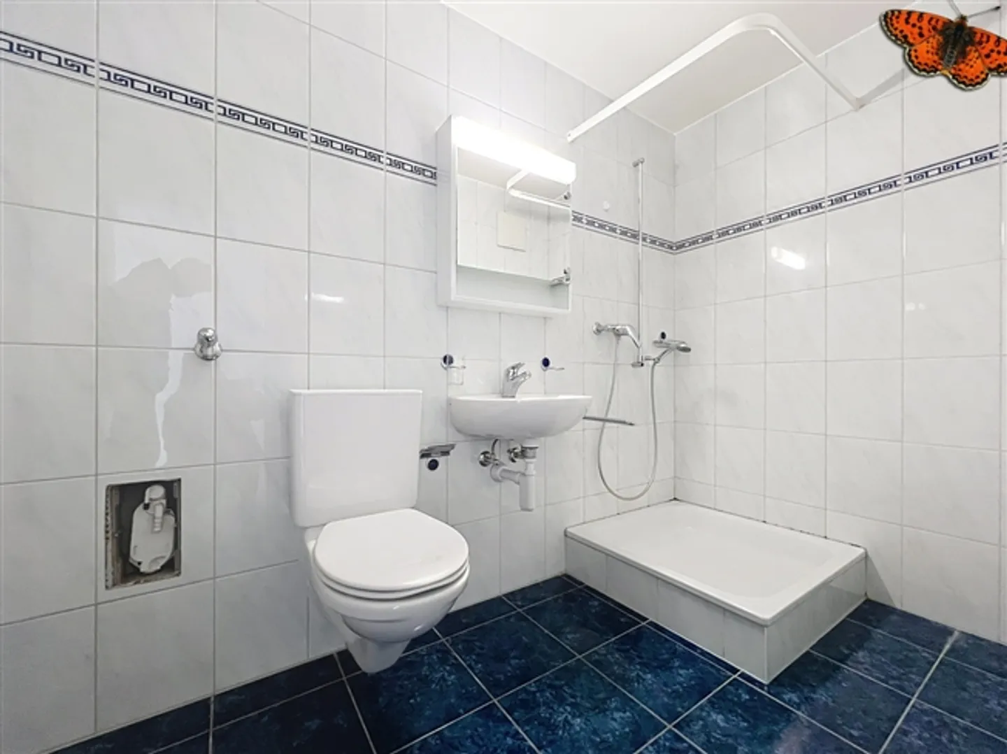 "41/2 ROOMS - With Terrace" - Photo 10 of 11